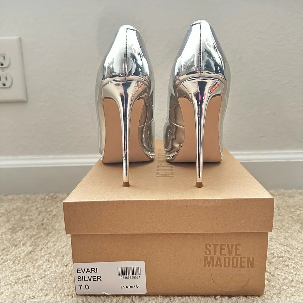 Silver Shiny Party Heels Steve Madden - Picture 5 of 8